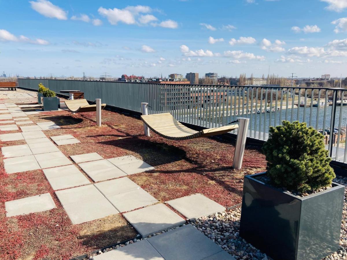 Apartamenty S&S Chlebova Gdansk Z Widokiem Na Rzeke Motlawe, Stare Miasto المظهر الخارجي الصورة