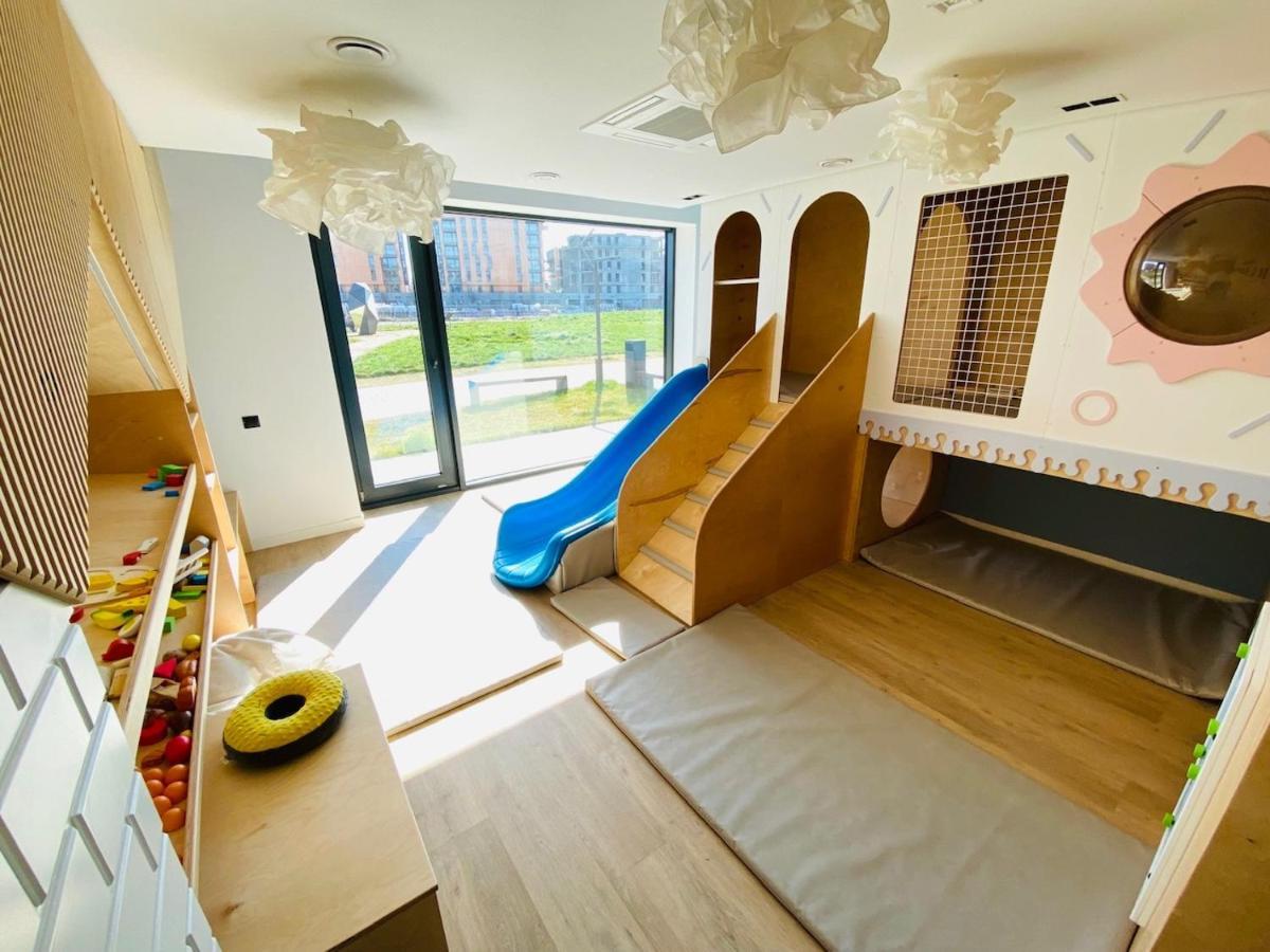 Apartamenty S&S Chlebova Gdansk Z Widokiem Na Rzeke Motlawe, Stare Miasto المظهر الخارجي الصورة