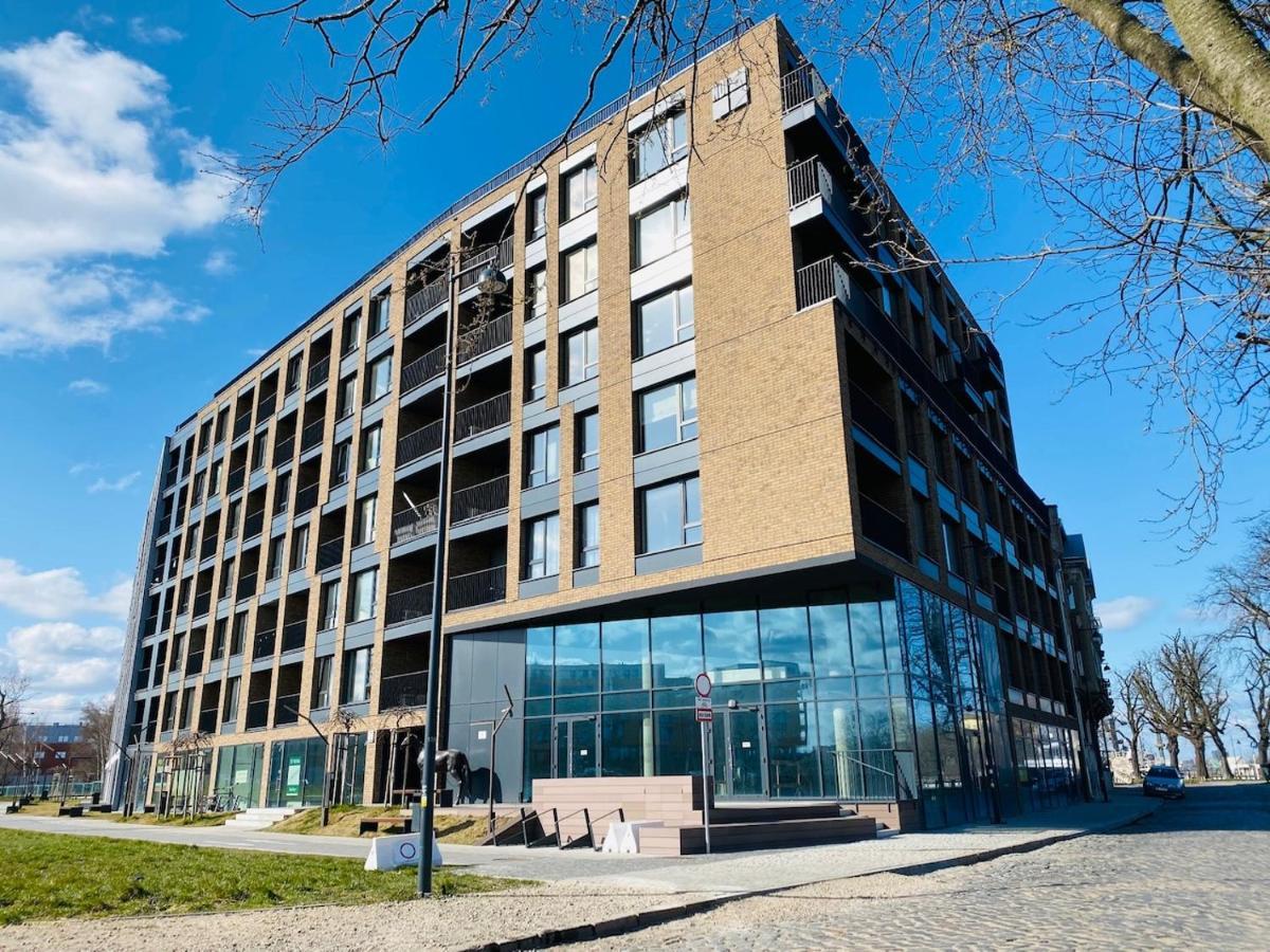 Apartamenty S&S Chlebova Gdansk Z Widokiem Na Rzeke Motlawe, Stare Miasto المظهر الخارجي الصورة